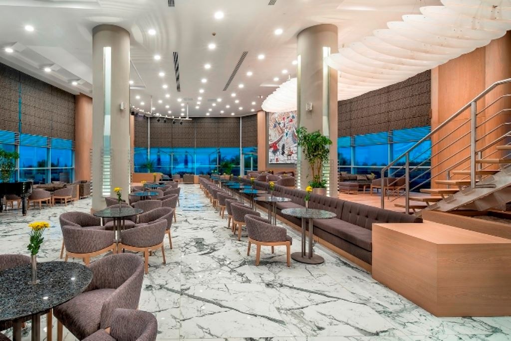 bars-vista-lobby-bar