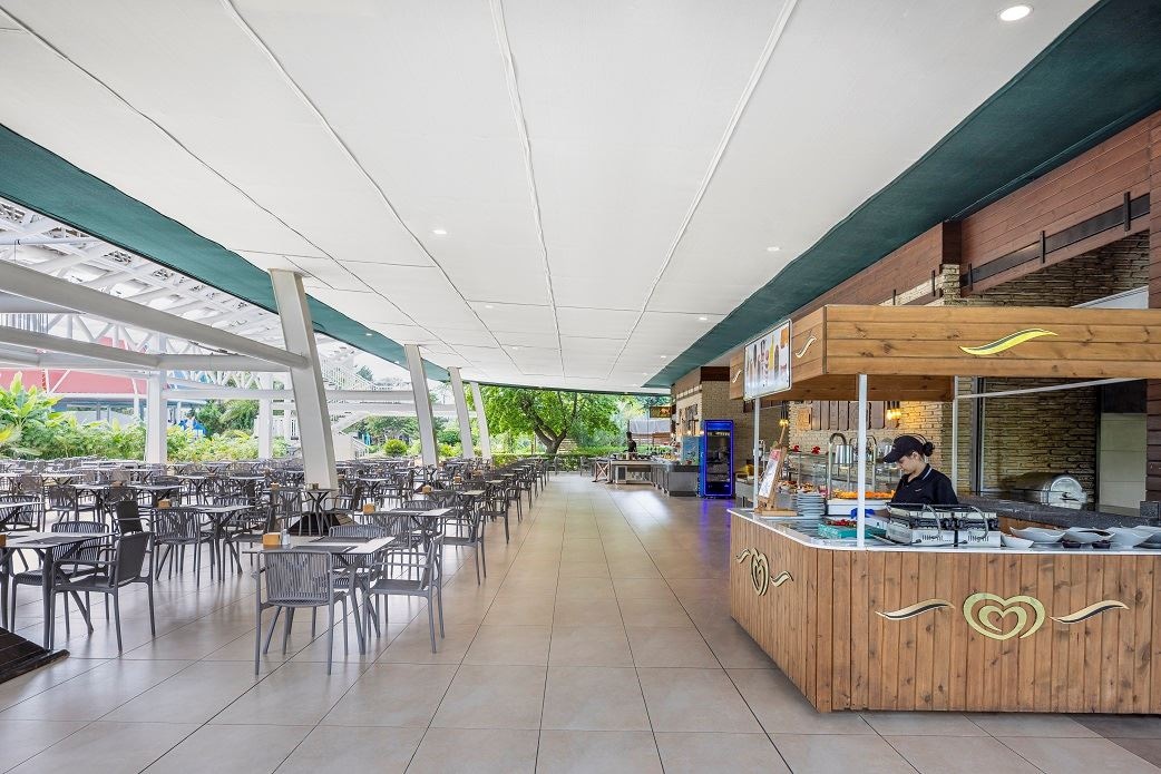 restaurants-the-garden-gourmet-restaurant