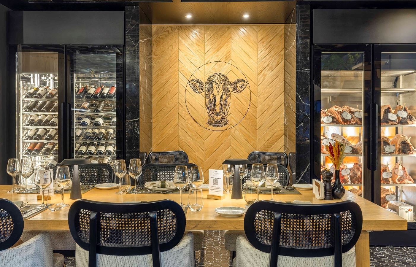 restaurants-vinario-steak-house