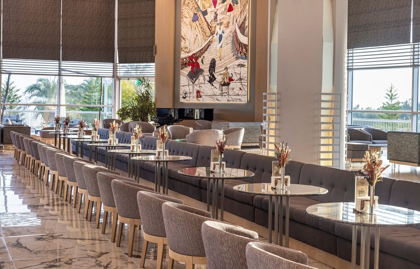 bars-vista-lobby-bar