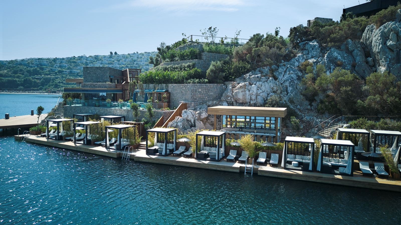 restaurants-villa-deck