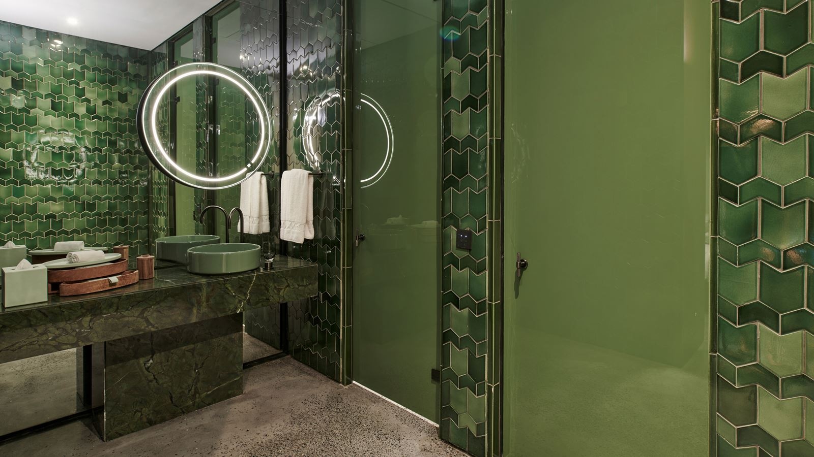 rooms-maxx-laguna--3-bedrooms