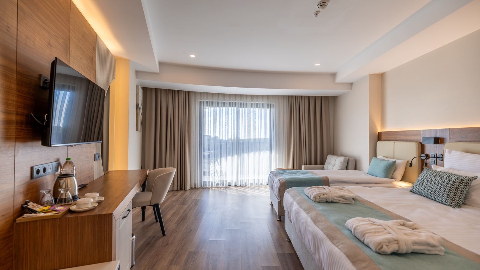 rooms-std-room-with-land-view