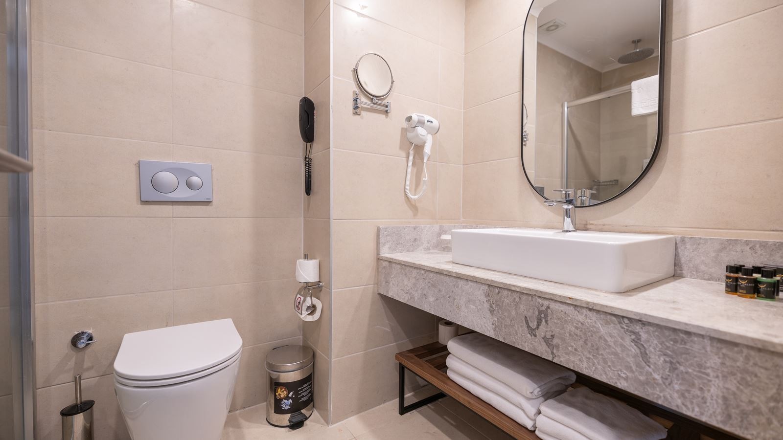 rooms-std-room-with-land-view