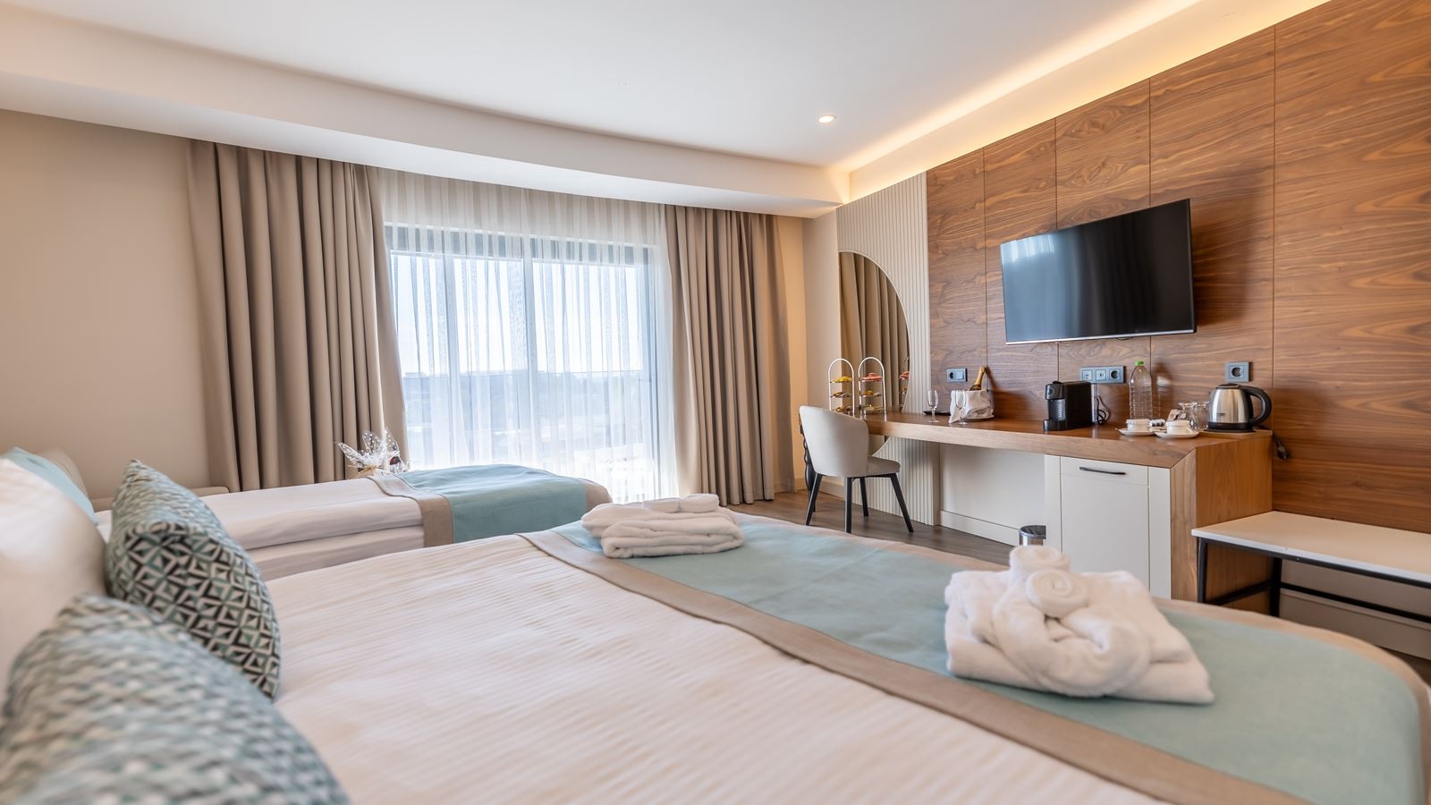 rooms-standart-room-land-with-jacuzzi