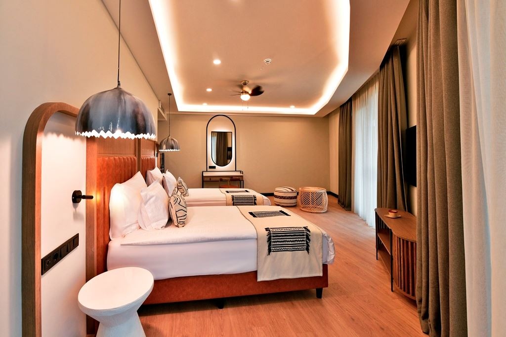 rooms-family-corner-suite--forest-view-