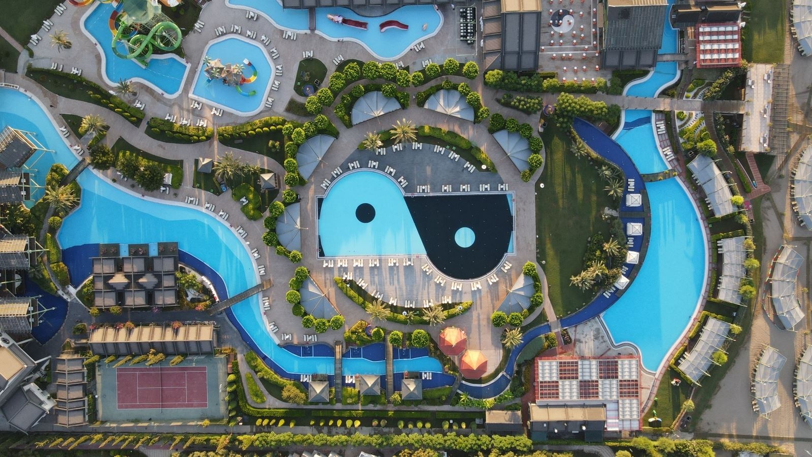 pools-outdoor-pool