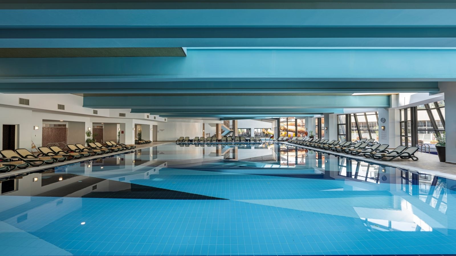 pools-indoor-pool