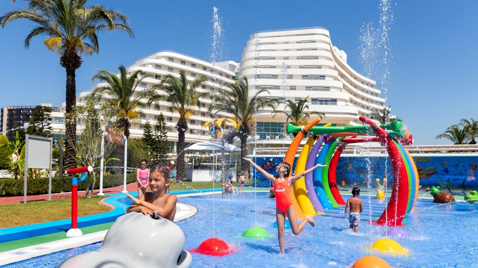 pools-outdoor-childrens-pool