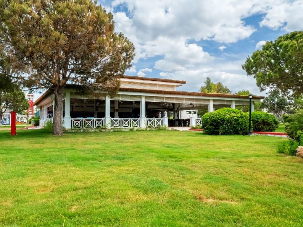 restaurants-meze-turkish-alacarte-restaurant