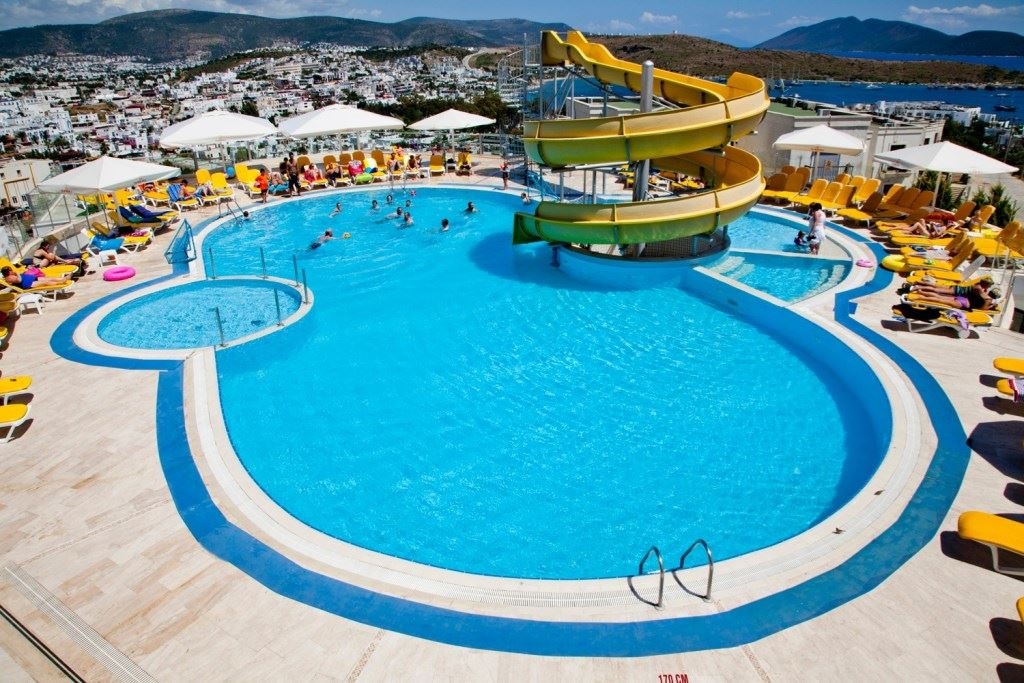 pools-outdoor-pool