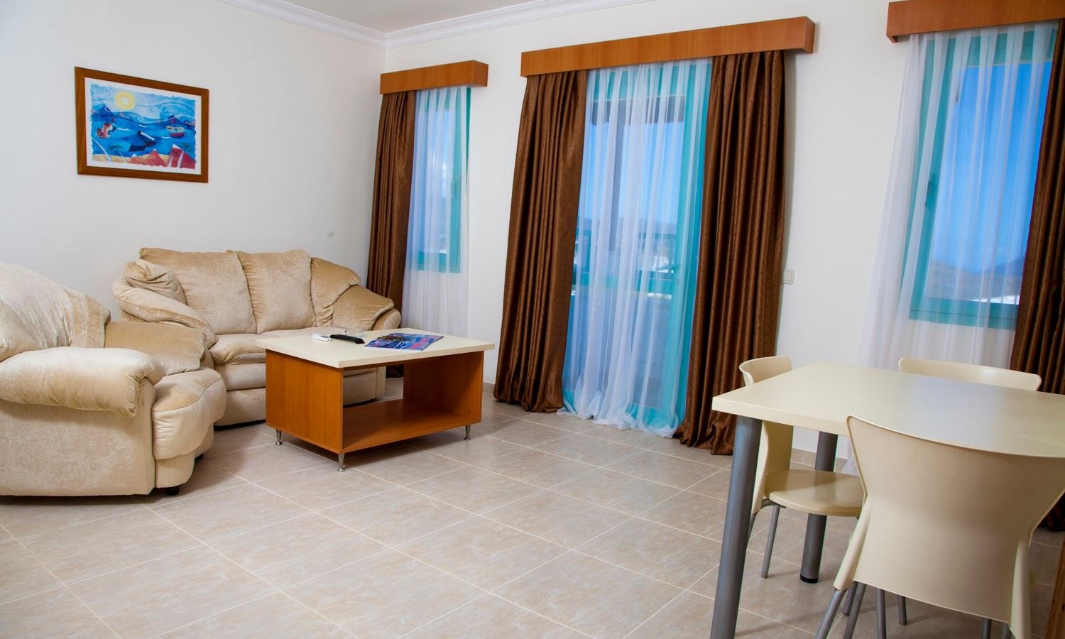 rooms-family-rooms