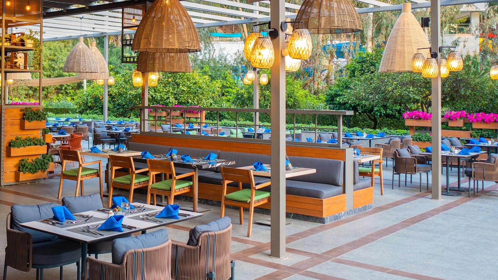 restaurants-palmiye-restaurant