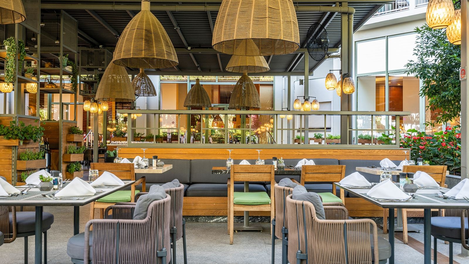 restaurants-palmiye-restaurant