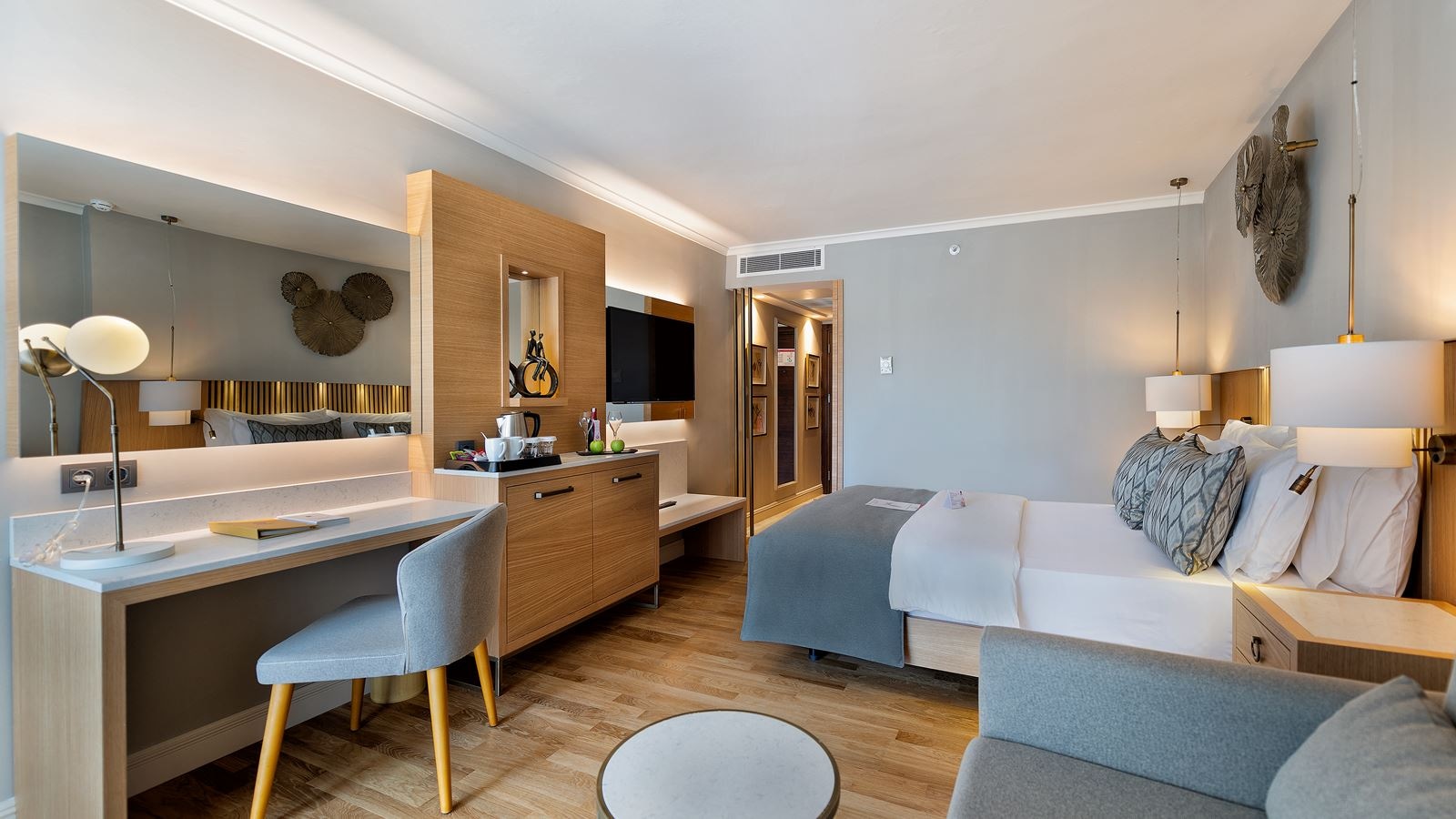 rooms-superior-room-side-sea-view