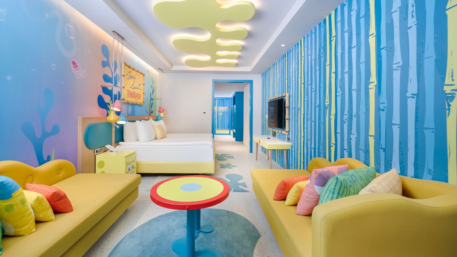 rooms-themed-deluxe-room-connection