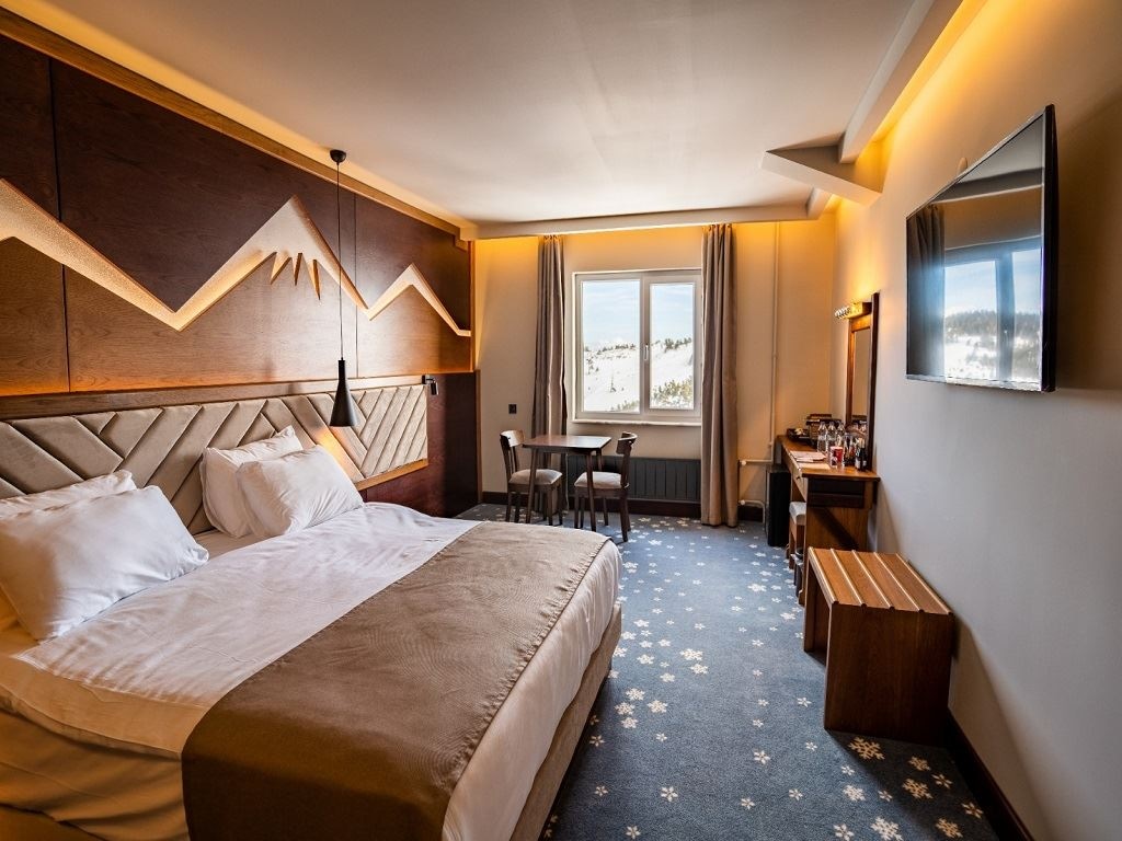 rooms-deluxe-kose-oda