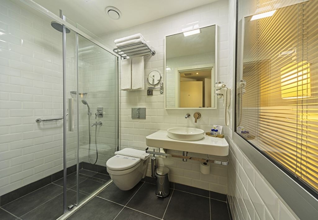 rooms-standard-room-front-sea-view