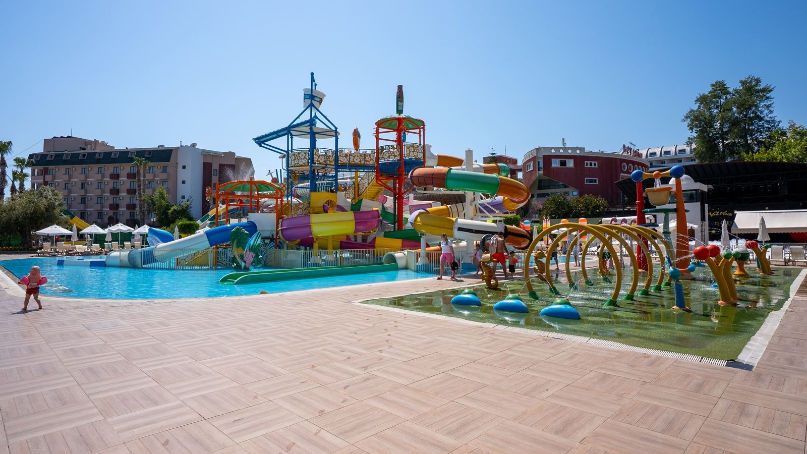 water-park-water-park