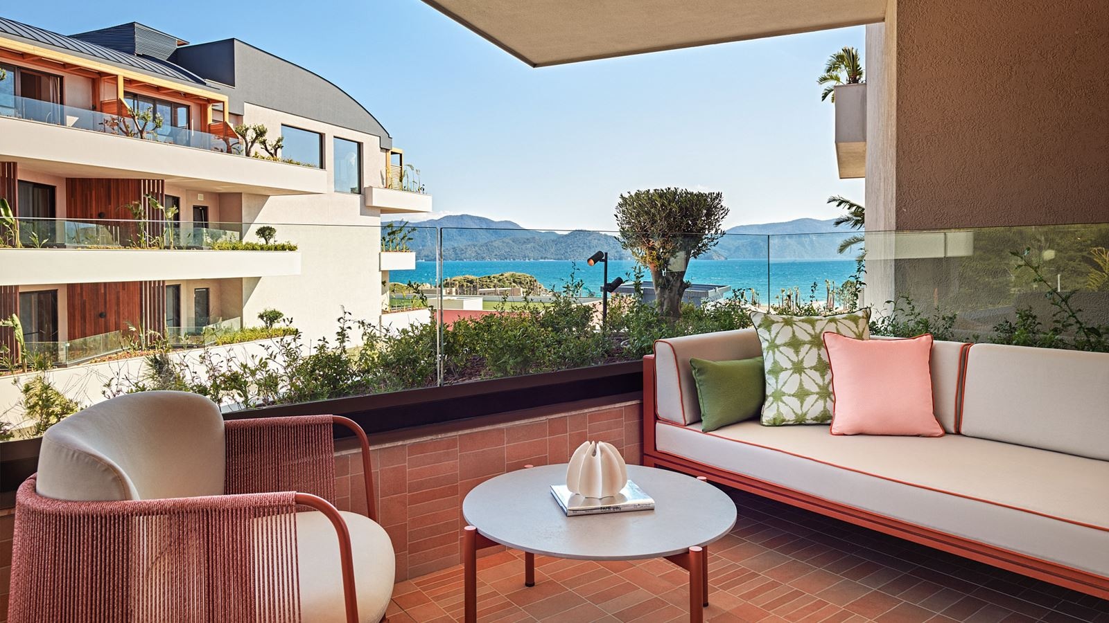 rooms-resort-family-suite-mix-zone