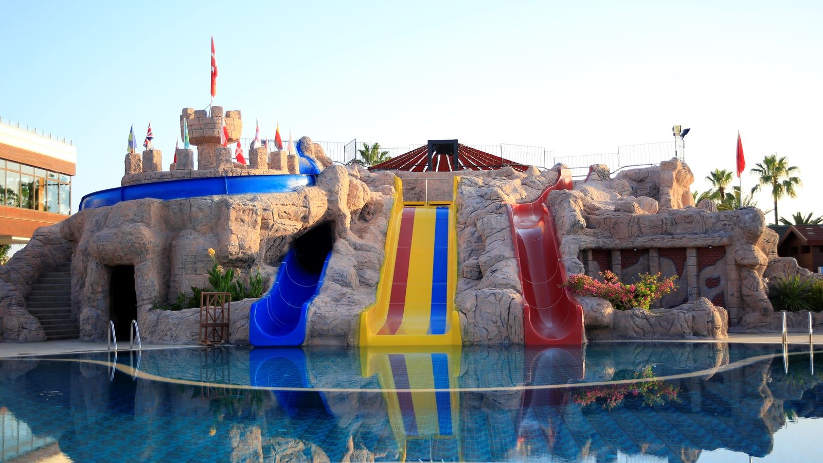 water-park-outdoor-pool