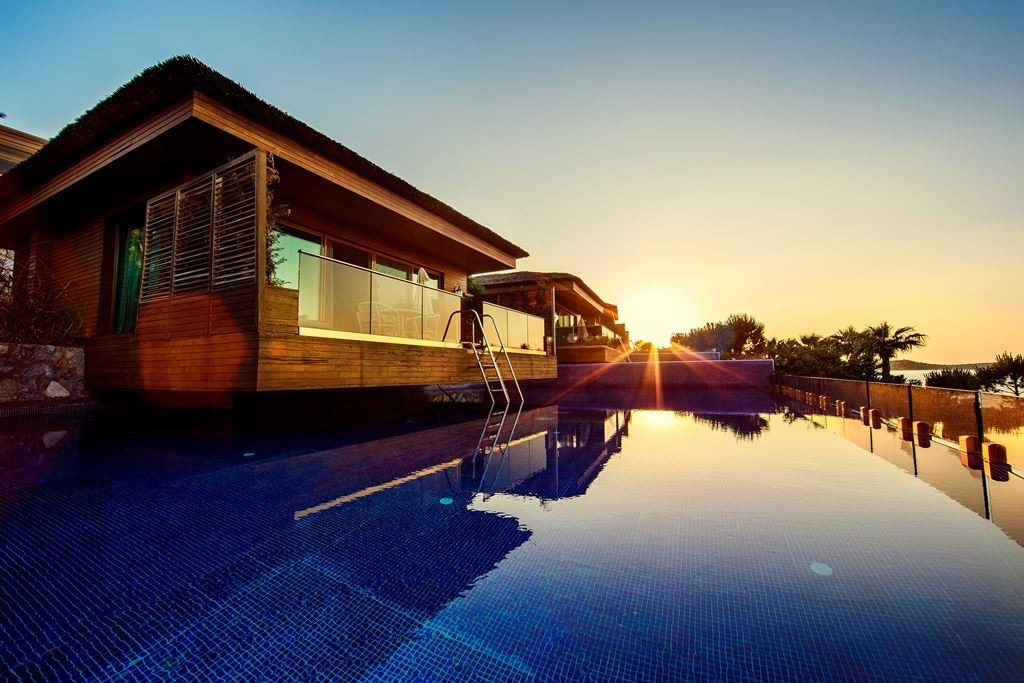 rooms-junior-maldivian-villa