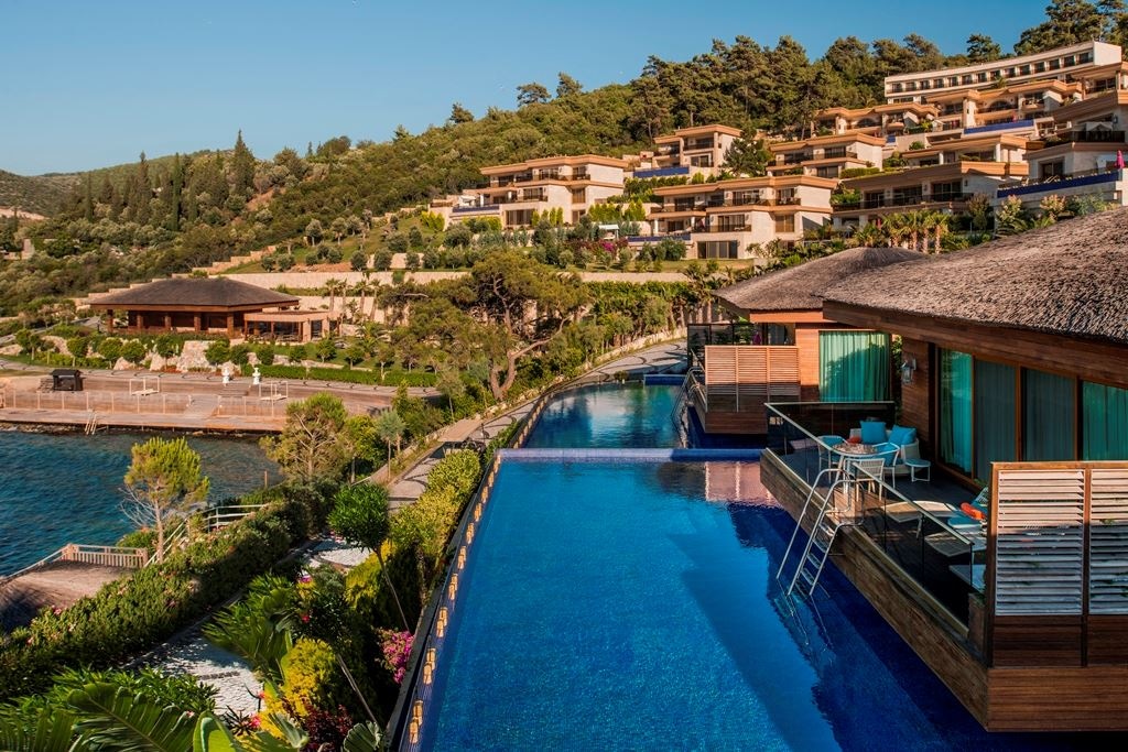 rooms-junior-maldivian-villa