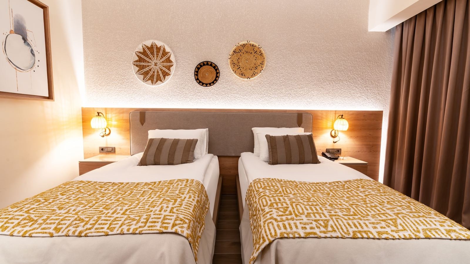 rooms-deluxe-standart-room