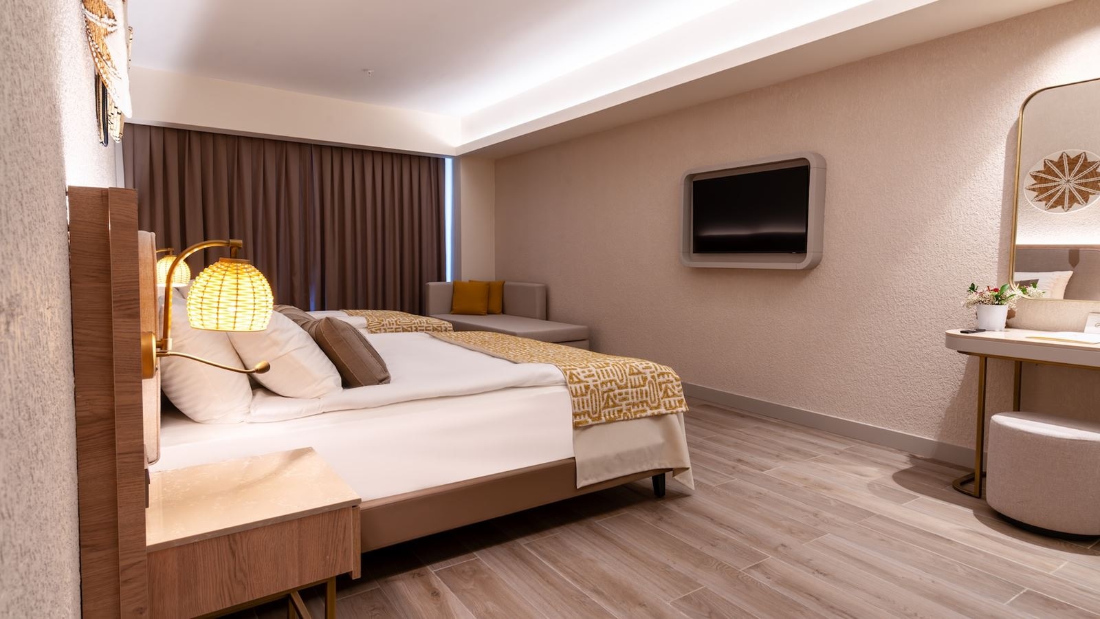 rooms-deluxe-suit-room