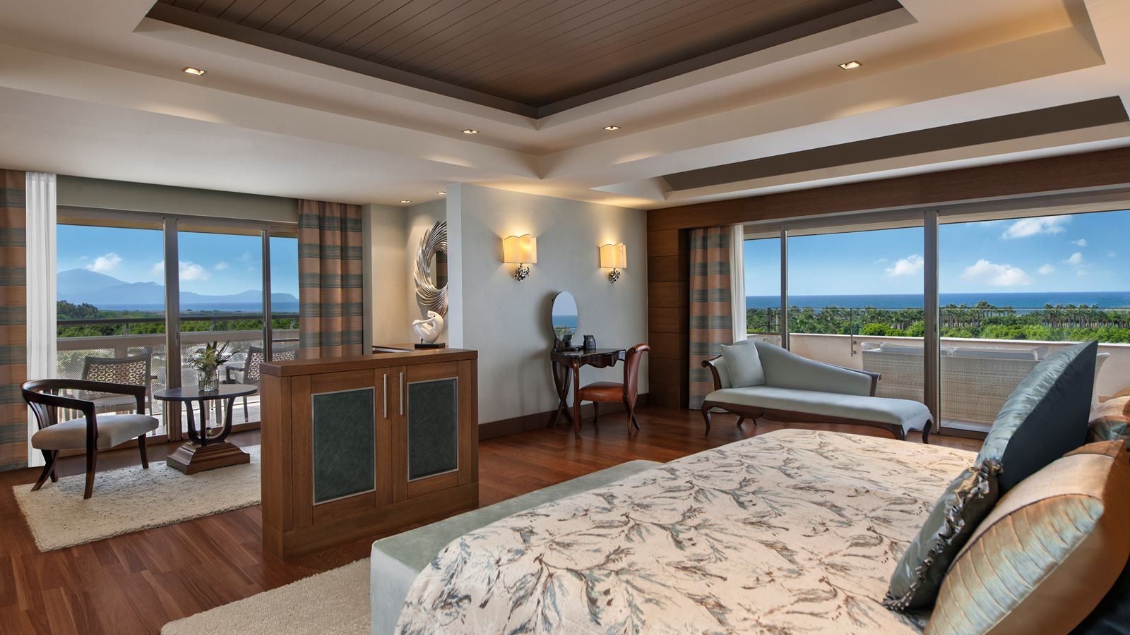 rooms-king-suite-sea-view