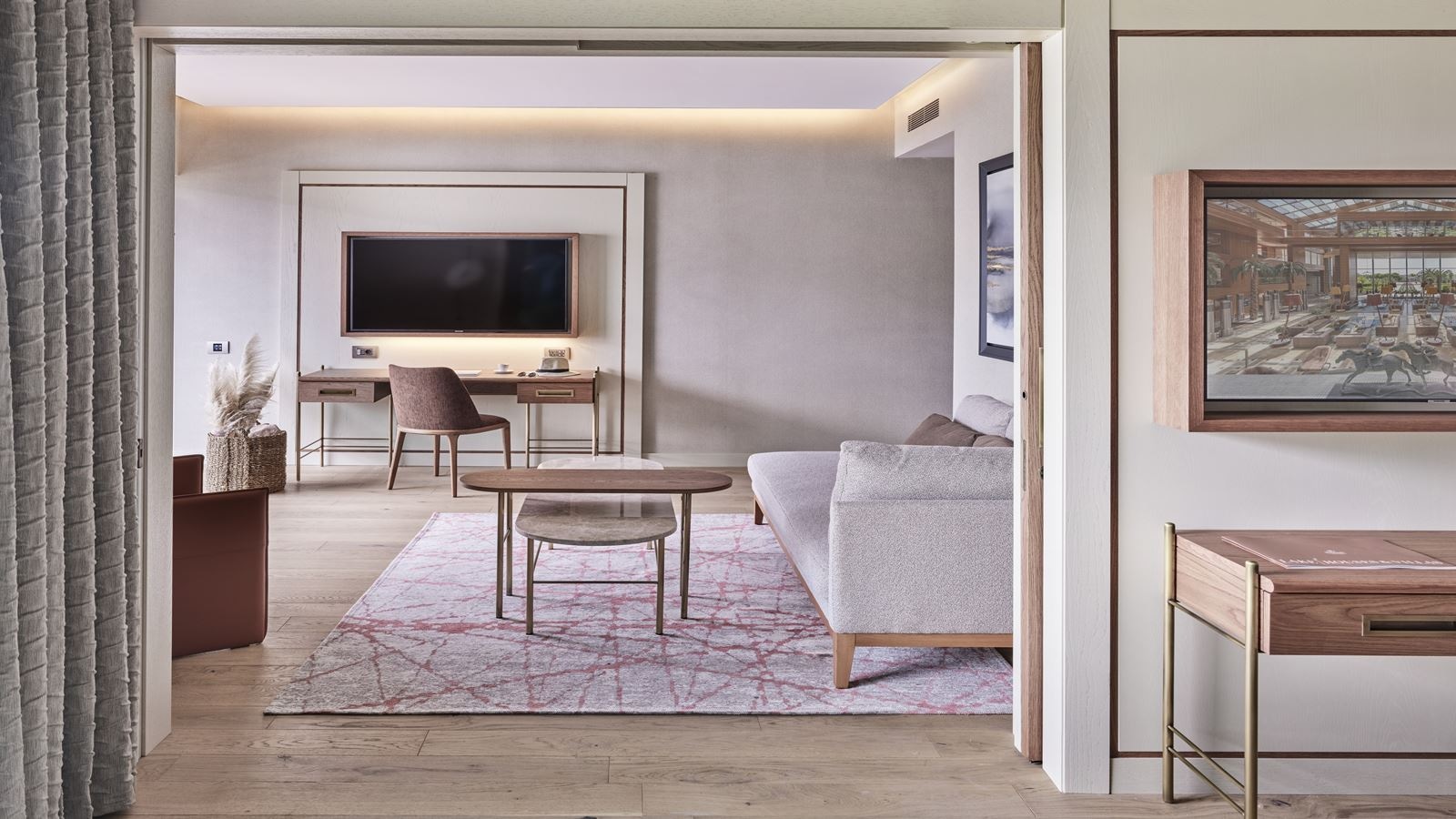 rooms-lake-house-swimup-room