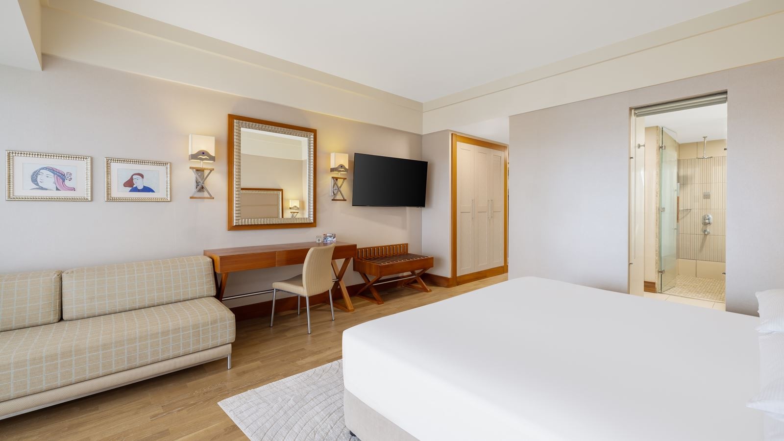 rooms-guest-room-pool-access-sea-view