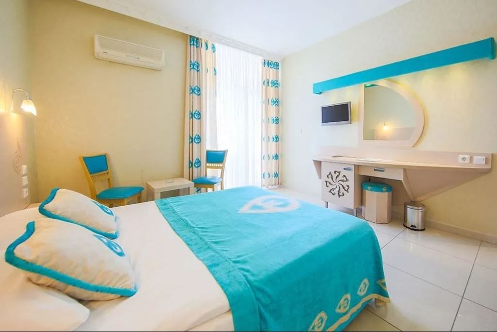 rooms-standard-side-sea-view