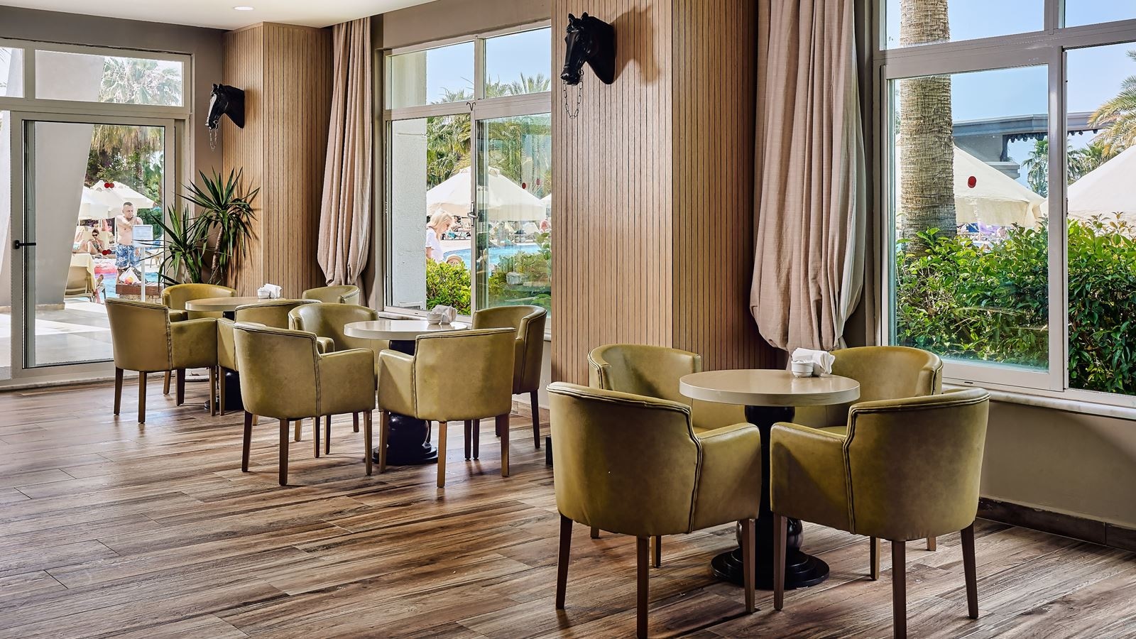 restaurants-main-restaurant