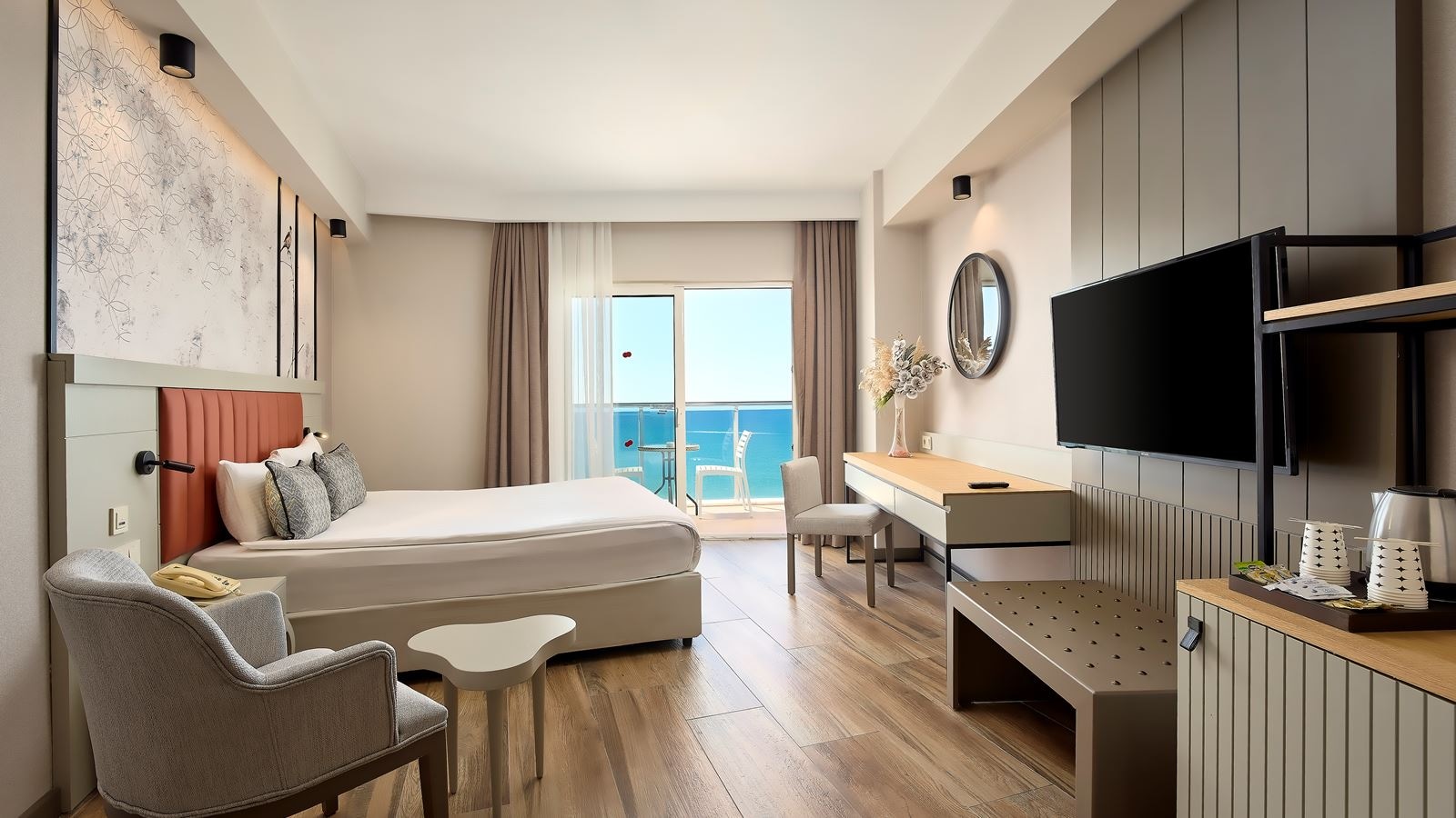 rooms-standard-side-sea-view-room
