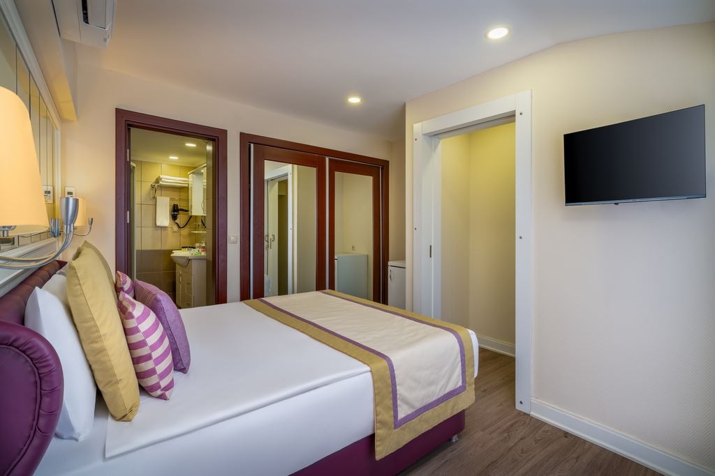 rooms-dublex-family-room