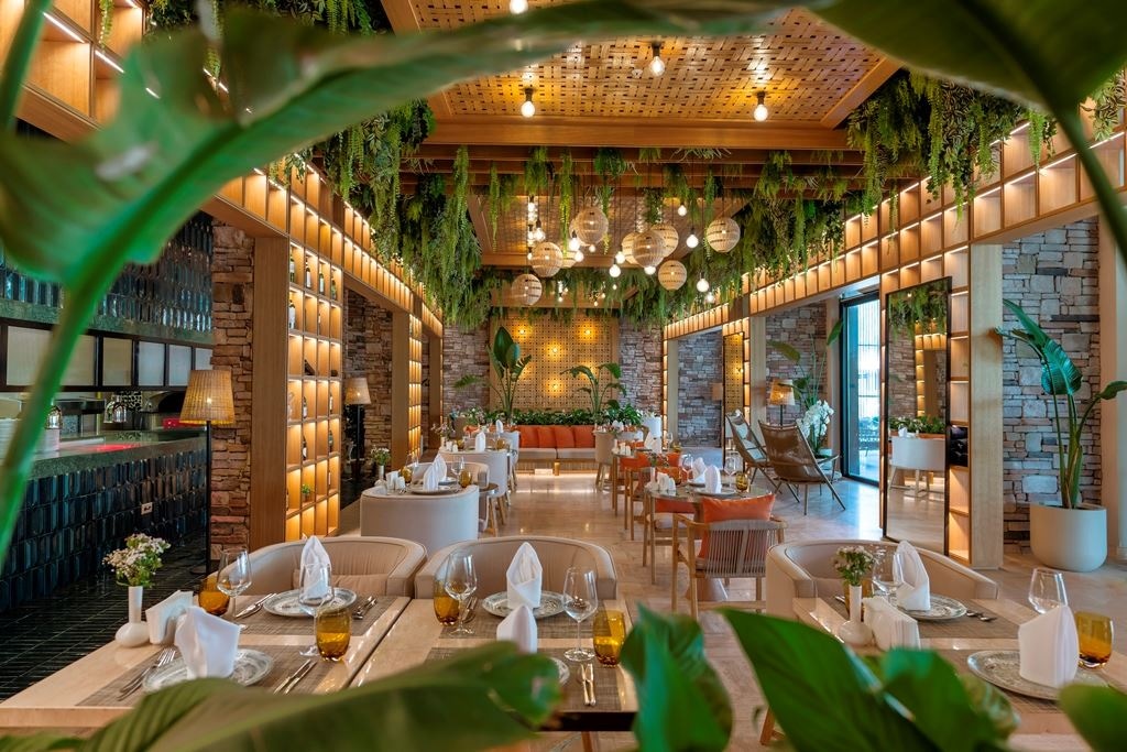 restaurants-lagoon-restaurant