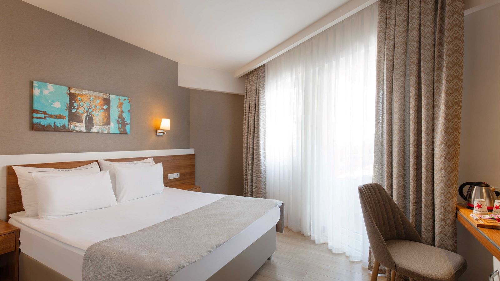 rooms-family-deluxe-room