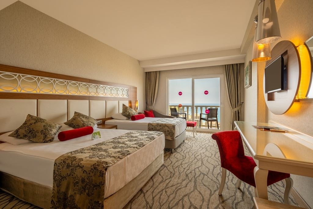 rooms-theodora-building-standard-room