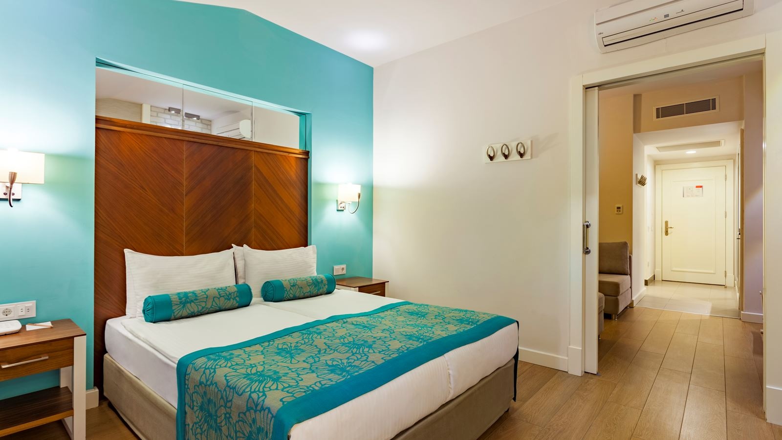 rooms-family-room