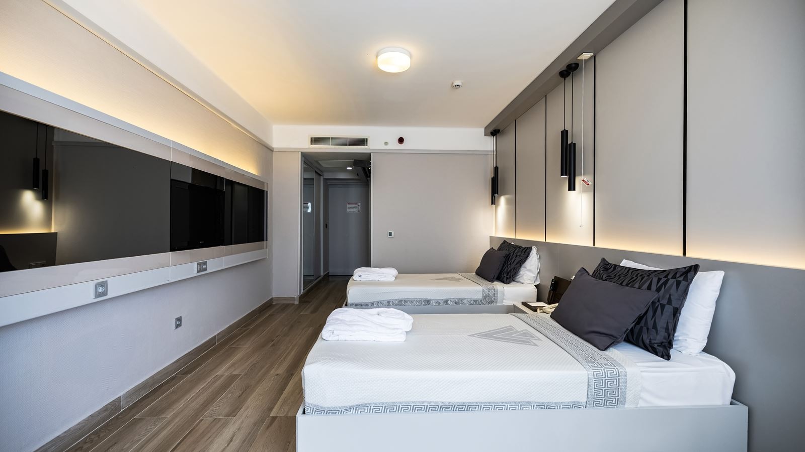 rooms-economy-room