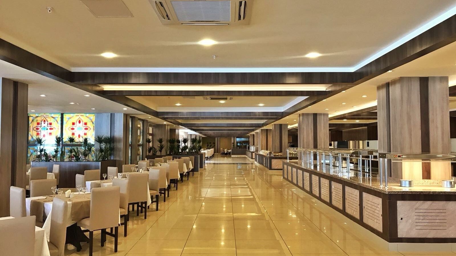 restaurants-likya-main-restaurant