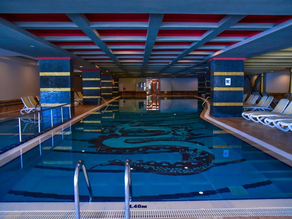 pools-indoor-pool