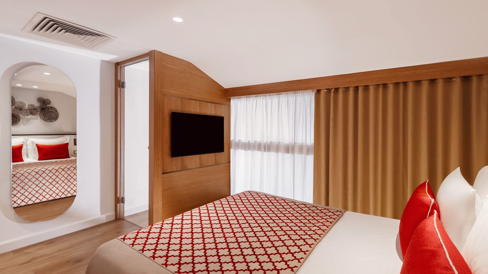 rooms-deluxe-dublex-land-view