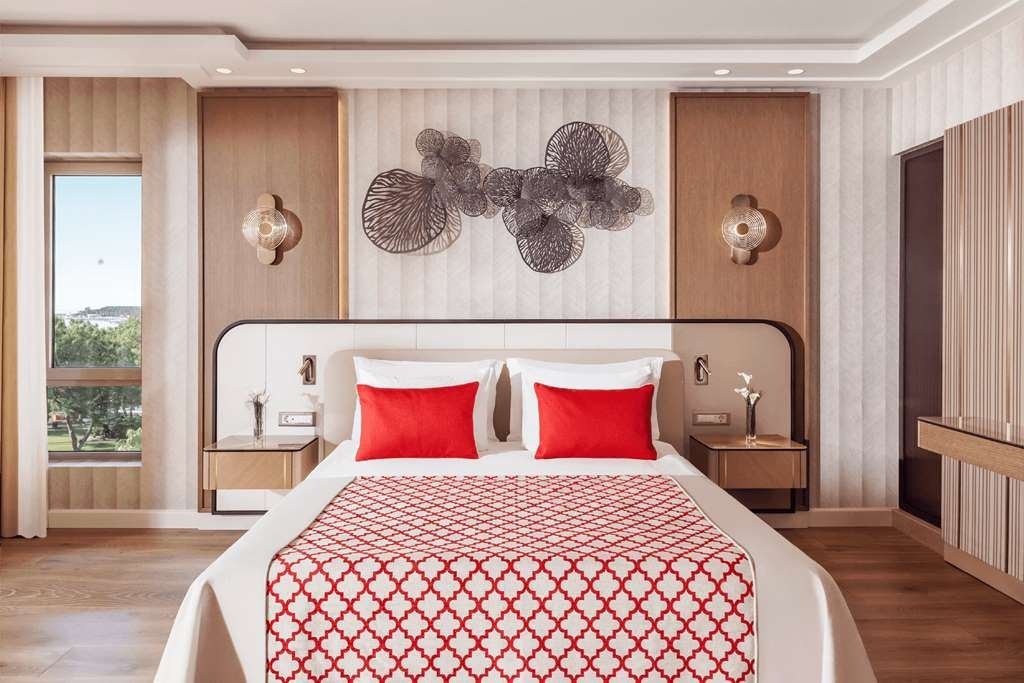 rooms-deluxe-amor-suite