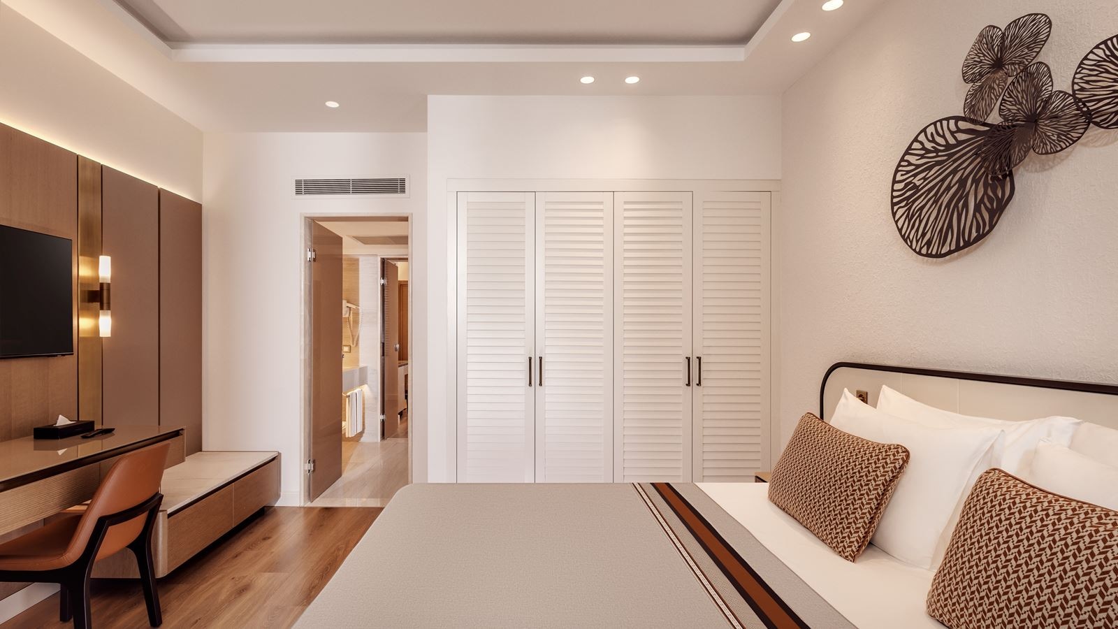 rooms-deluxe-family-land-view