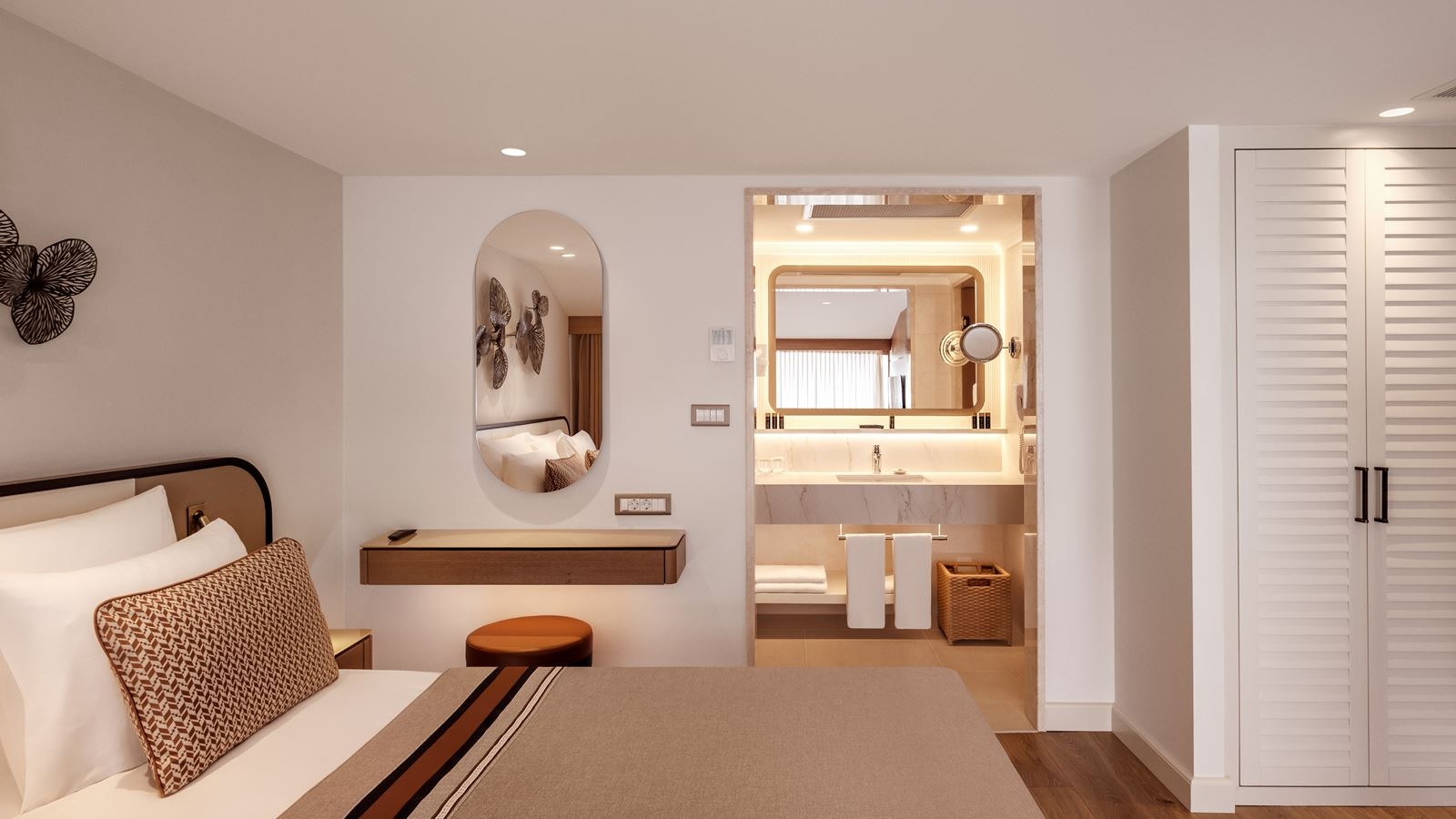 rooms-deluxe-dublex-land-view