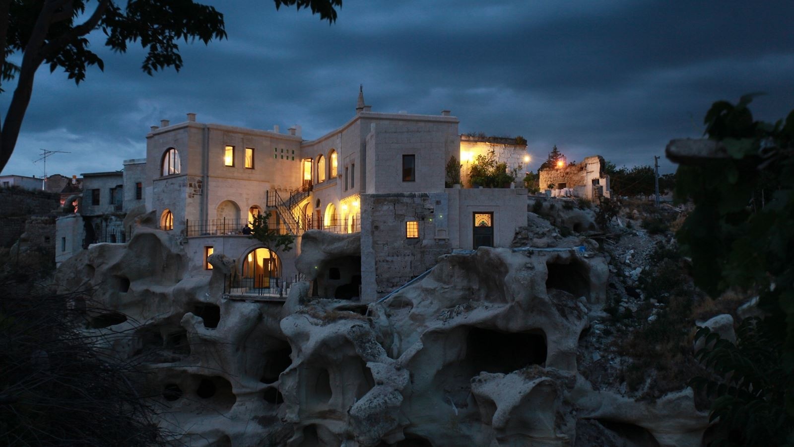 general-main-building