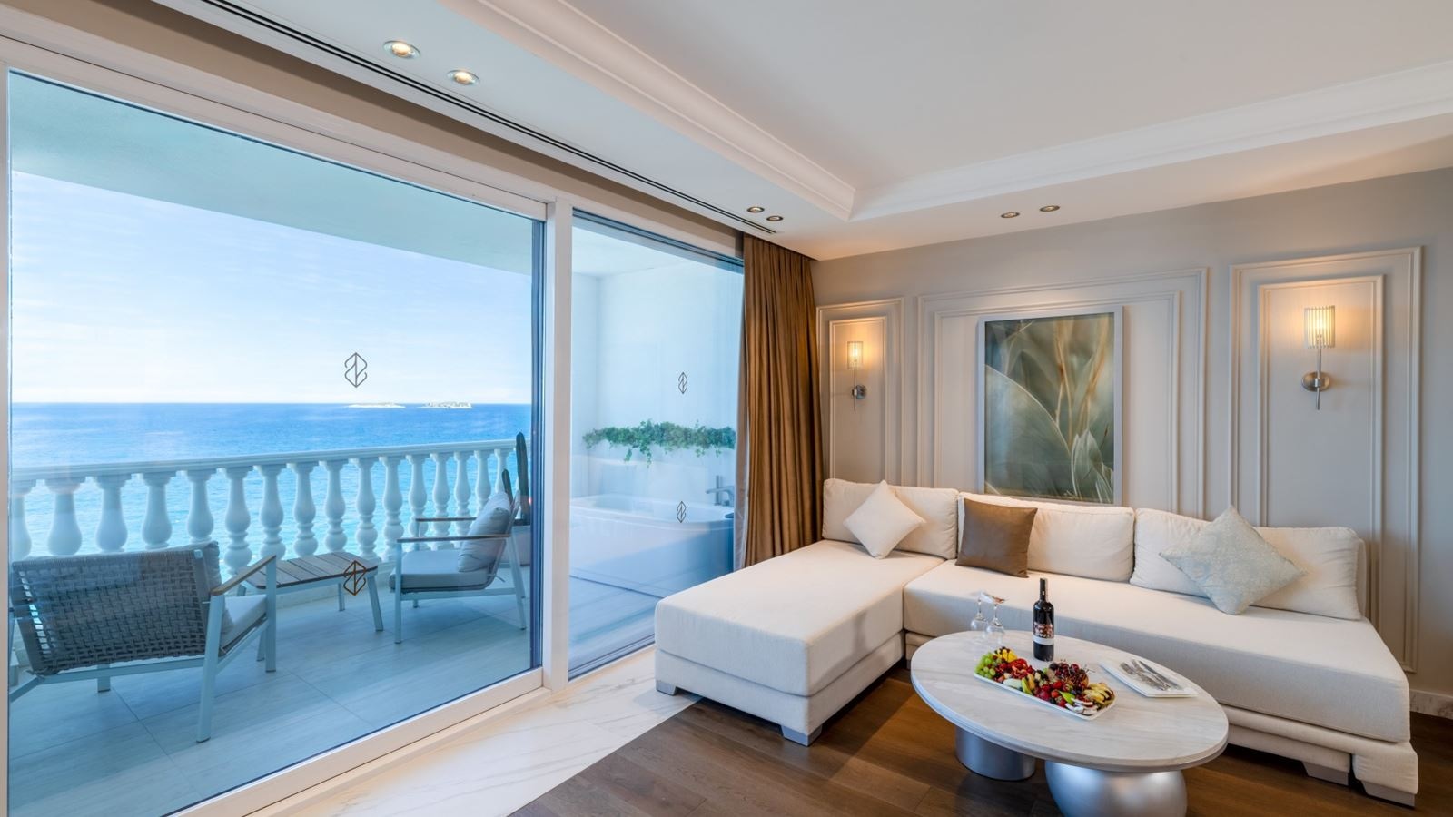 rooms-luna-suite-sea-view