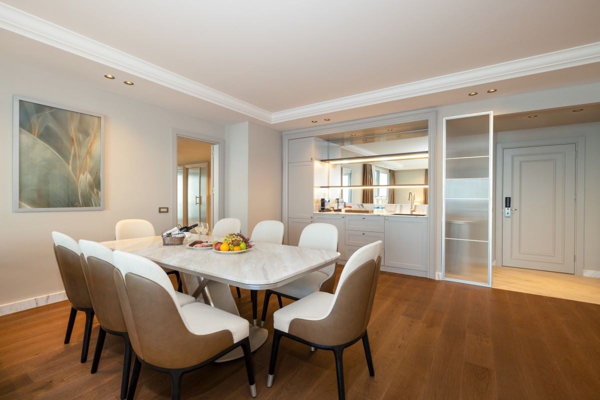 rooms-mare-signature-family-suite-sea-view-venezia-building-6th-floor